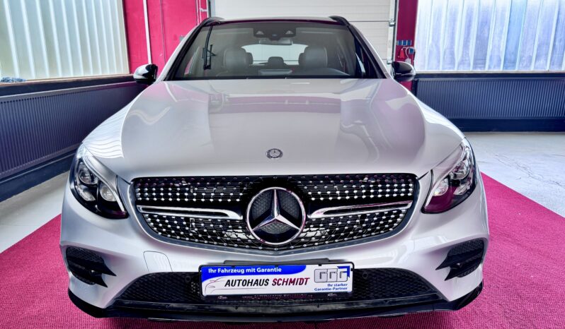 Mercedes-Benz GLC43 AMG Pano Burmester Airmatic LED KeylesGo 19 Zoll voll