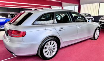 Audi A4 Avant Attraction quattro Automatik Leder Navi voll