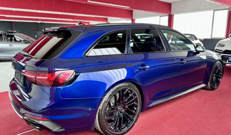 Audi RS4 Avant Pano 360° Matrix Virtual B&O AHK SAGA voll