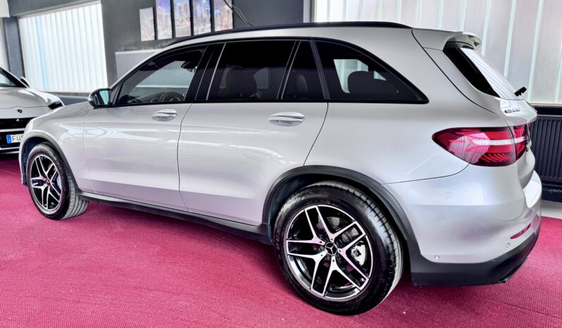 Mercedes-Benz GLC43 AMG Pano Burmester Airmatic LED KeylesGo 19 Zoll voll