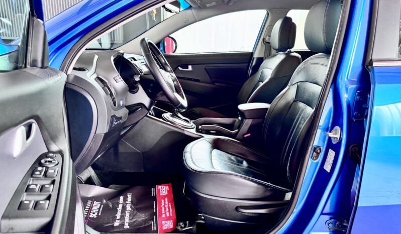 Kia Sportage 2.0 CRDi AWD Automatik AHK Kamera Leder voll