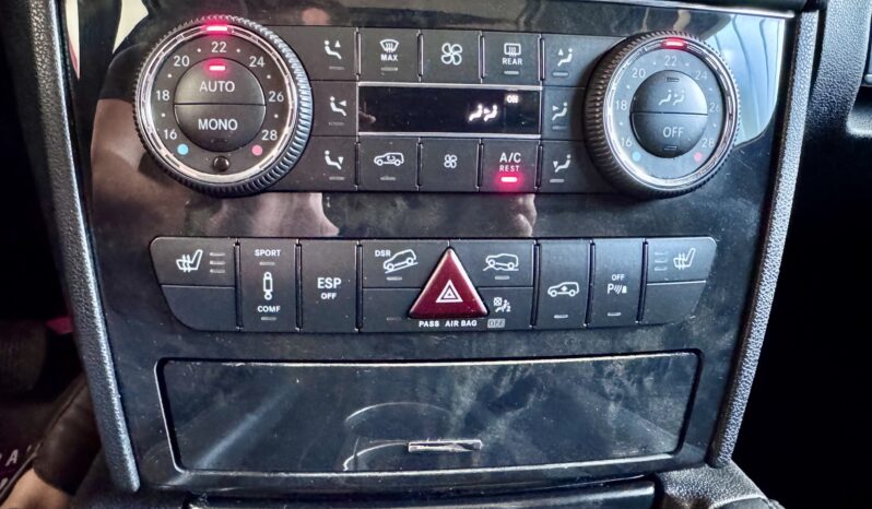 Mercedes-Benz ML 300 CDI AMG Paket AHK Kamera Airmatic Comand 4 Matic voll