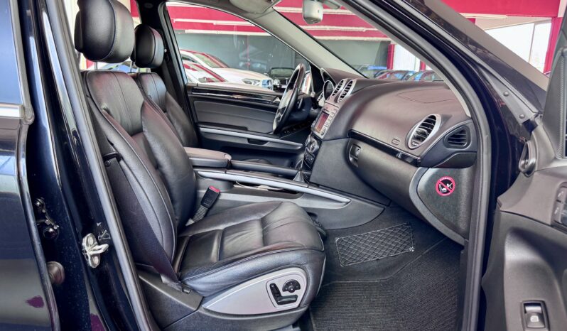 Mercedes-Benz ML 300 CDI AMG Paket AHK Kamera Airmatic Comand 4 Matic voll