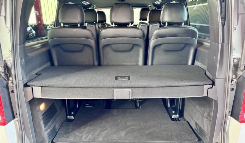 Mercedes-Benz V300d AVANTGARDE Lang 8 Sitze E Türen Leder 360 voll