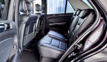 Mercedes-Benz ML 300 CDI AMG Paket AHK Kamera Airmatic Comand 4 Matic voll