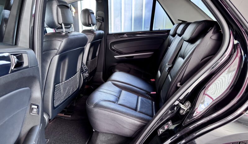 Mercedes-Benz ML 300 CDI AMG Paket AHK Kamera Airmatic Comand 4 Matic voll