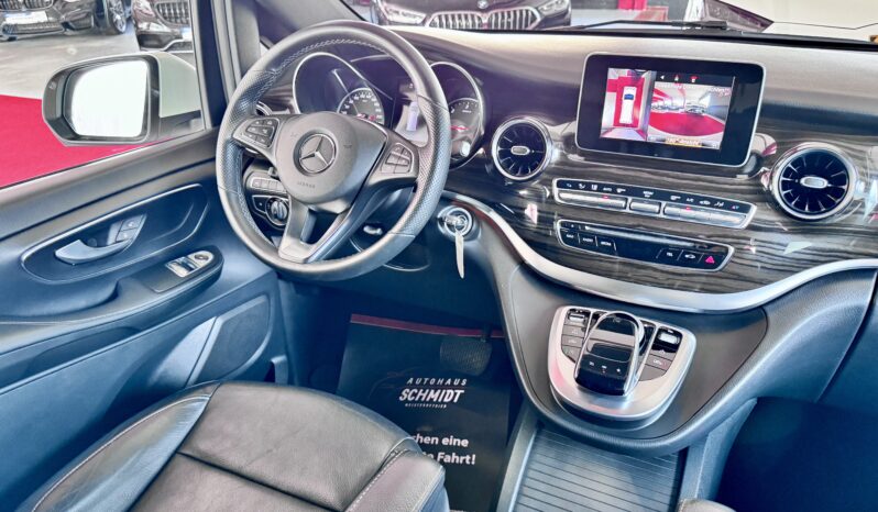 Mercedes-Benz V300d AVANTGARDE Lang 8 Sitze E Türen Leder 360 voll