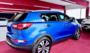 Kia Sportage 2.0 CRDi AWD Automatik AHK Kamera Leder voll
