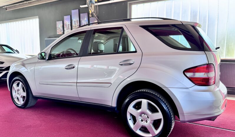 Mercedes-Benz ML 500 AMG Paket Glasdach Airmatic Comand Xenon voll
