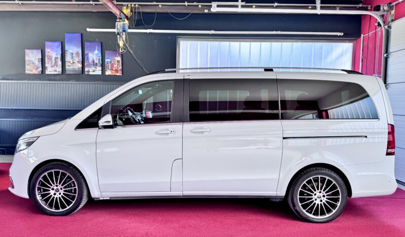 Mercedes-Benz V300d AVANTGARDE Lang 8 Sitze E Türen Leder 360 voll