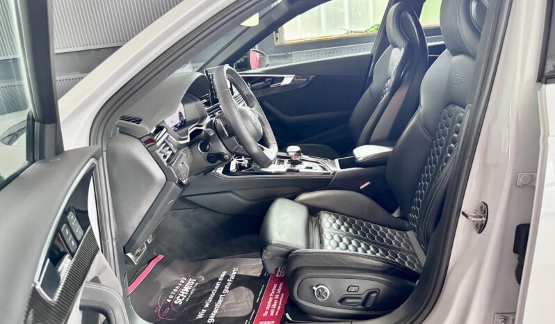 Audi RS4 Pano Matrix B&O SportAbgas 360°ACC DynamicPaket Keramic Bremse voll