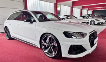 Audi RS4 Pano Matrix B&O SportAbgas 360°ACC DynamicPaket Keramic Bremse voll