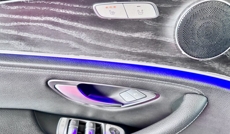Mercedes-Benz E 220d 3x AMG Pano Distronic HeadUp Widescren 19 Zoll voll