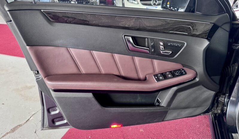 Mercedes-Benz E 500 T 4Matic Distronic Airmatic Pano 360° voll