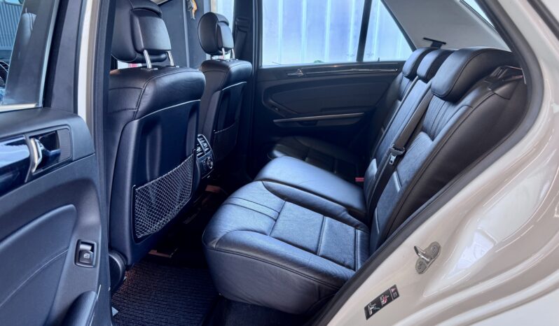 Mercedes-Benz ML 320 CDI 4MATIC Sportpaket Airmatic BiXenon 20 Zoll voll