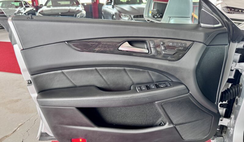 Mercedes-Benz CLS 500 AMG Paket 4Matic Distronic Arimatic ILS voll