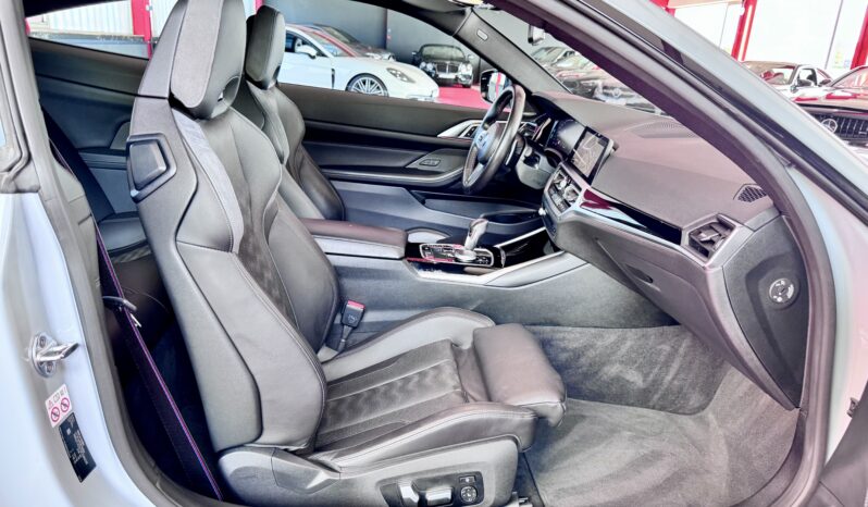 BMW M4 Coupe Sportabgas Laser 360° DisplayKey 20 Zoll voll