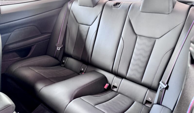 BMW M4 Coupe Sportabgas Laser 360° DisplayKey 20 Zoll voll