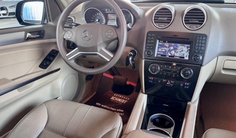 Mercedes-Benz ML 350 Sportpaket Standheizung Kamera Glasdach voll