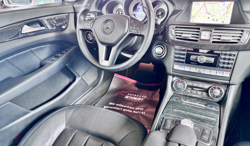 Mercedes-Benz CLS 500 AMG Paket 4Matic Distronic Arimatic ILS voll