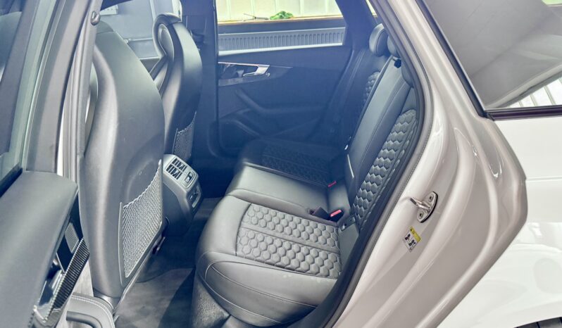 Audi RS4 Pano Matrix B&O SportAbgas 360°ACC DynamicPaket Keramic Bremse voll