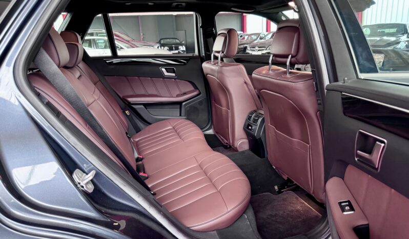 Mercedes-Benz E 500 T 4Matic Distronic Airmatic Pano 360° voll
