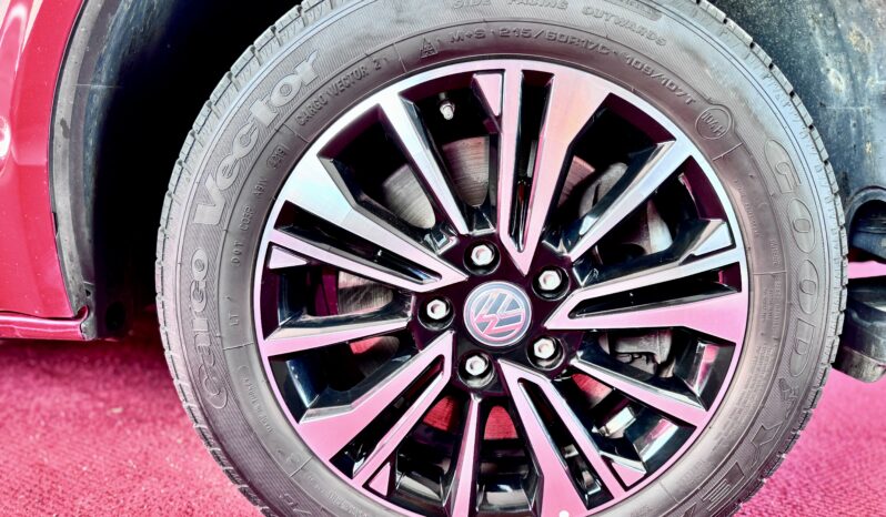 Volkswagen T6.1 Multivan Edition 4 Motion AHK Standheizung Virtua 7 Sitze voll