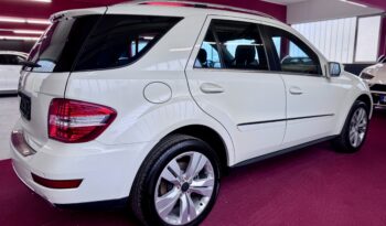 Mercedes-Benz ML 320 CDI 4MATIC Sportpaket Airmatic BiXenon 20 Zoll voll