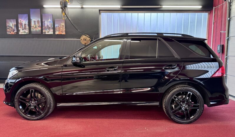 Mercedes-Benz GLE 500 AMG Night Distronic Airmatic AHK Massage voll
