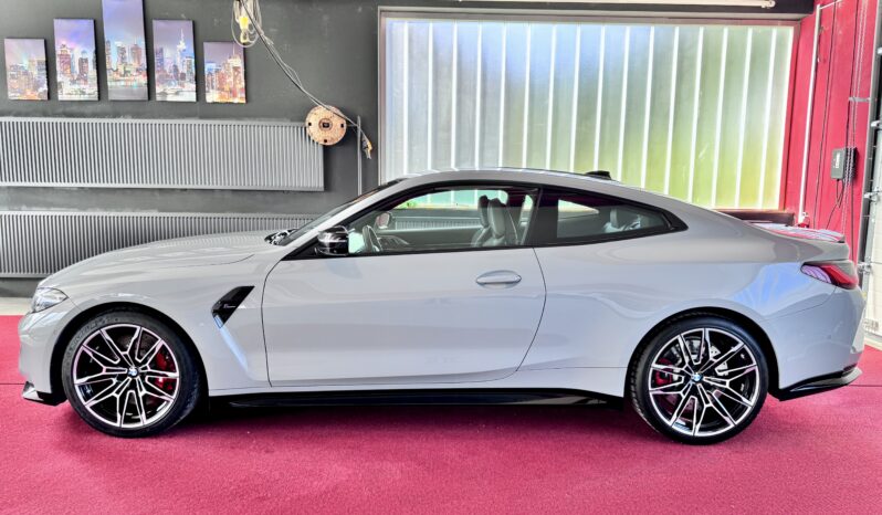 BMW M4 Coupe Sportabgas Laser 360° DisplayKey 20 Zoll voll