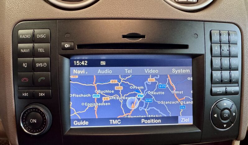 Mercedes-Benz ML 500 Offroadpaket AHK Airmatic Glasdach Comand voll
