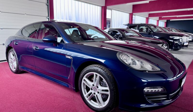 Porsche Panamera Diesel Schiebedach Bose Luft PCM 19Zoll voll