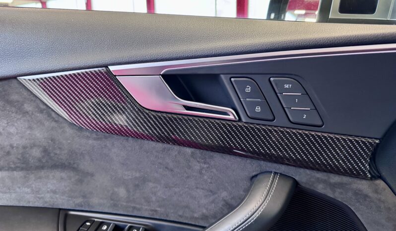 Audi RS4 Avant Karbon HeadUp Ceramic B&O SAGA Matirx voll