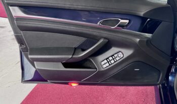 Porsche Panamera Diesel Schiebedach Bose Luft PCM 19Zoll voll