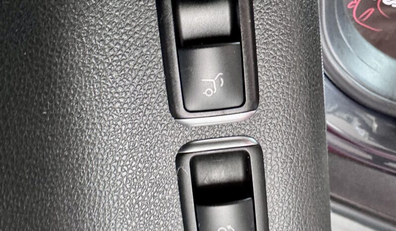 Mercedes-Benz GLE 500 AMG Offroad Paket Pano Distronic AHK 21″ voll