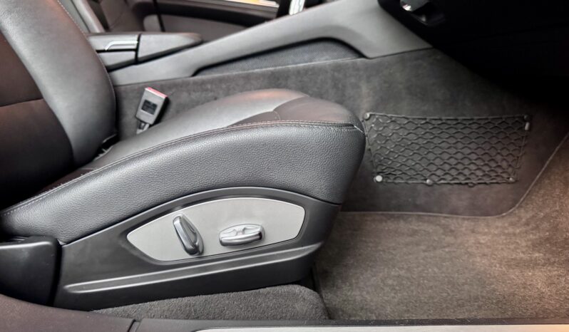 Porsche Panamera Diesel Schiebedach Bose Luft PCM 19Zoll voll