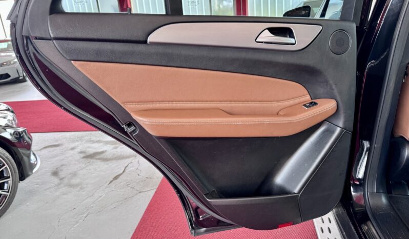 Mercedes-Benz GLE 350d AMG Offroad Pak Pano Distronic 360° 21″ voll