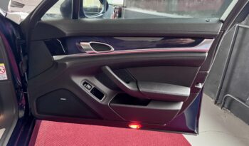 Porsche Panamera Diesel Schiebedach Bose Luft PCM 19Zoll voll