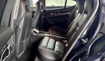 Porsche Panamera Diesel Schiebedach Bose Luft PCM 19Zoll voll