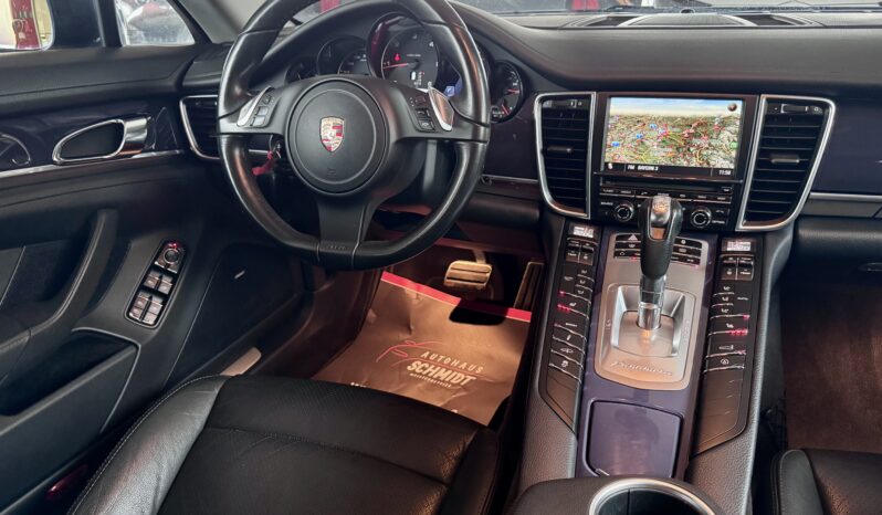 Porsche Panamera Diesel Schiebedach Bose Luft PCM 19Zoll voll