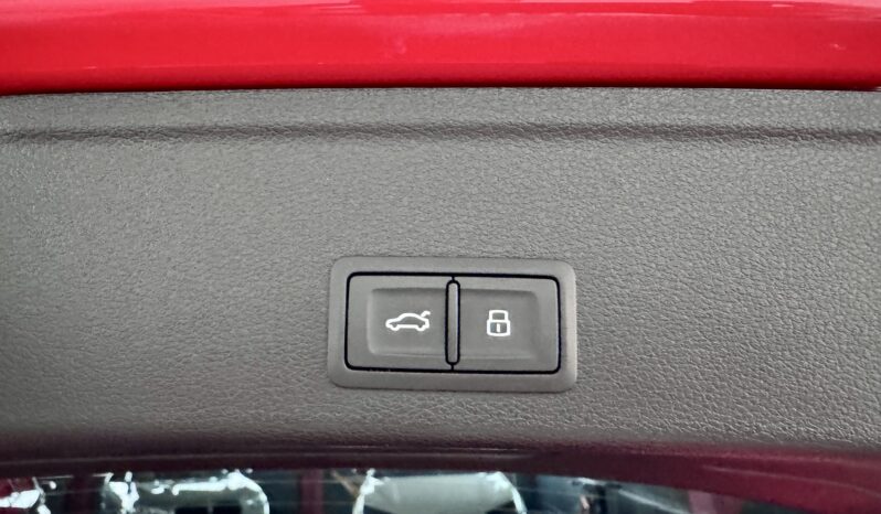 Audi RS4 Avant 2.9 TFSI B&O HeadUp Matrix KeylesGo voll