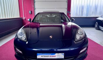 Porsche Panamera Diesel Schiebedach Bose Luft PCM 19Zoll voll
