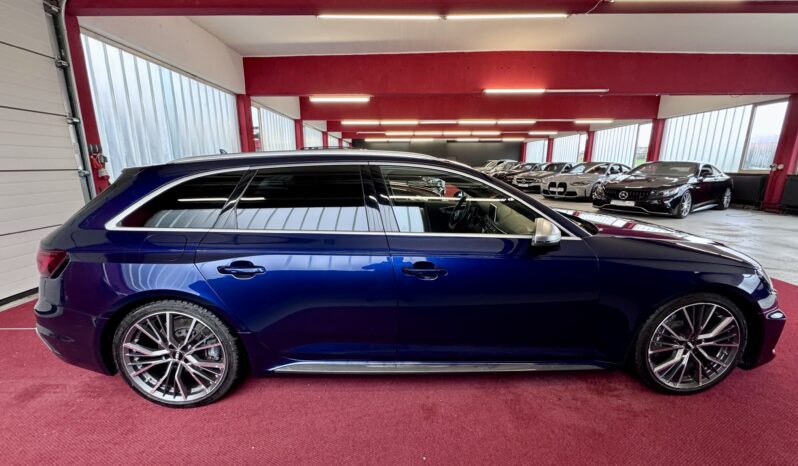 Audi RS4 Avant Karbon HeadUp Ceramic B&O SAGA Matirx voll