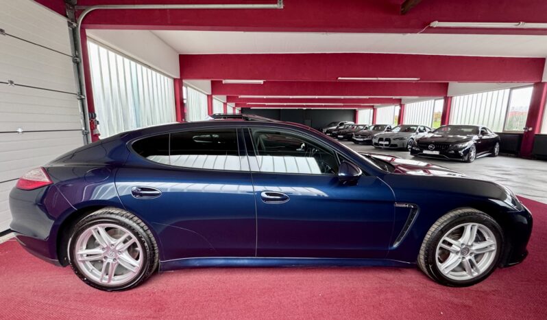 Porsche Panamera Diesel Schiebedach Bose Luft PCM 19Zoll voll
