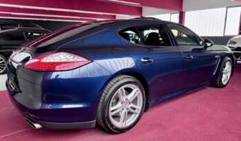 Porsche Panamera Diesel Schiebedach Bose Luft PCM 19Zoll voll