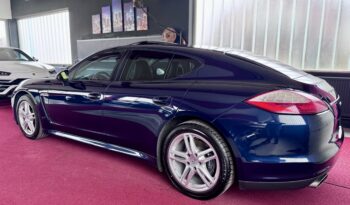 Porsche Panamera Diesel Schiebedach Bose Luft PCM 19Zoll voll