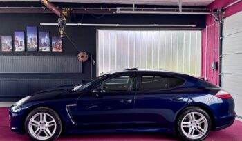 Porsche Panamera Diesel Schiebedach Bose Luft PCM 19Zoll voll