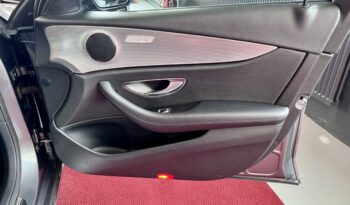 Mercedes-Benz E 220d Avantgarde Comand Kamera LED 18Zoll MwST voll