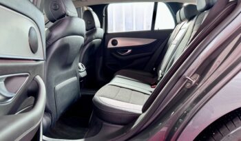 Mercedes-Benz E 220d Avantgarde Comand Kamera LED 18Zoll MwST voll