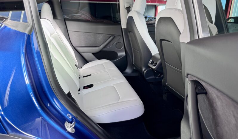 Tesla Model Y Long Range Dual AWD Autopilot 20 Zoll MWST voll